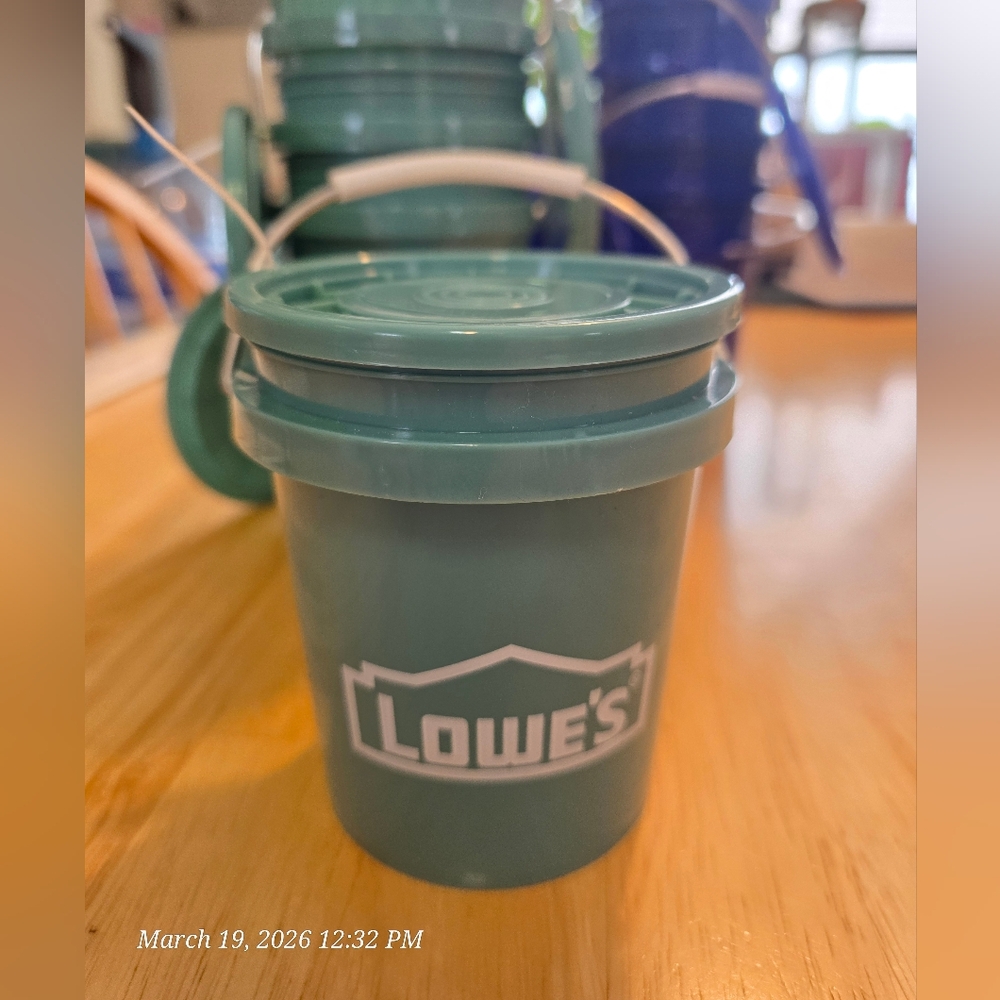 Lowe's Small Teal Mini Bucket with Handle and Lid